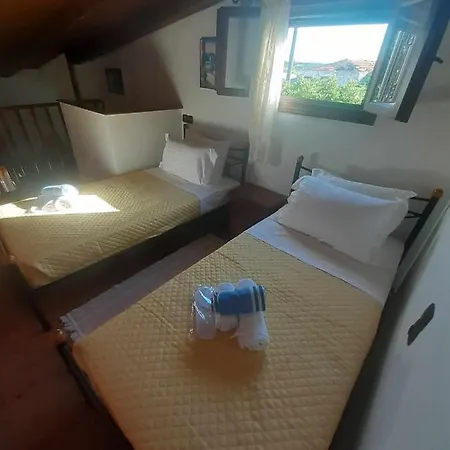 Kyriaki's Traditional House * Epano Vathia